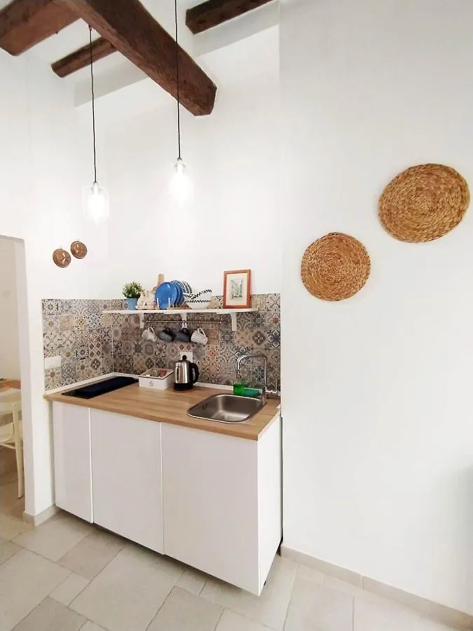 Ferienwohnung Casa Albicocca - In The Heart Of The Old Town Bari Italien