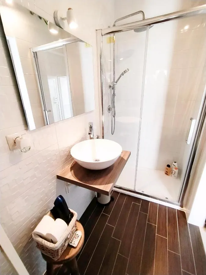 Apartment Ferienwohnung Casa Albicocca - In The Heart Of The Old Town Bari