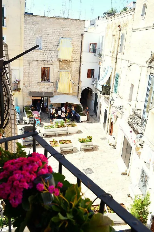 Ferienwohnung Casa Albicocca - In The Heart Of The Old Town Bari Apartment